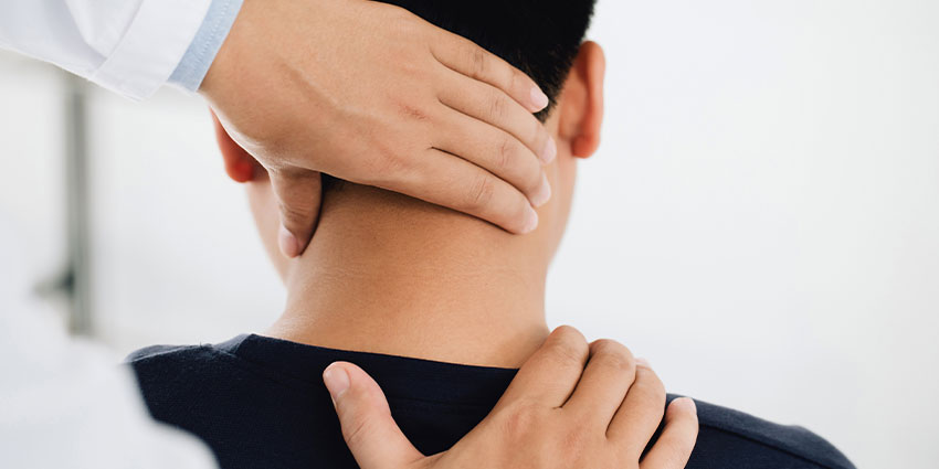 welcoming auto accident chiropractor in Delray Beach FL